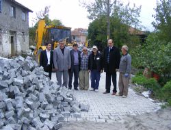 ALAPLI DA KÖYLÜLERDEN İMECE USULU YOL ÇALIŞMASI